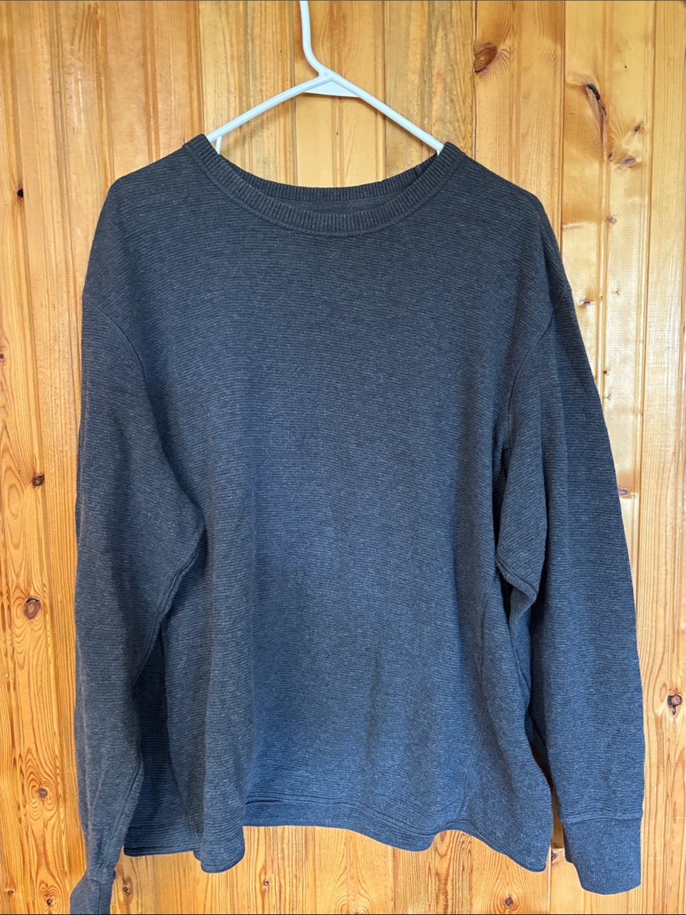 Eddie Bauer Men's Crewneck Sweater in Charcoal